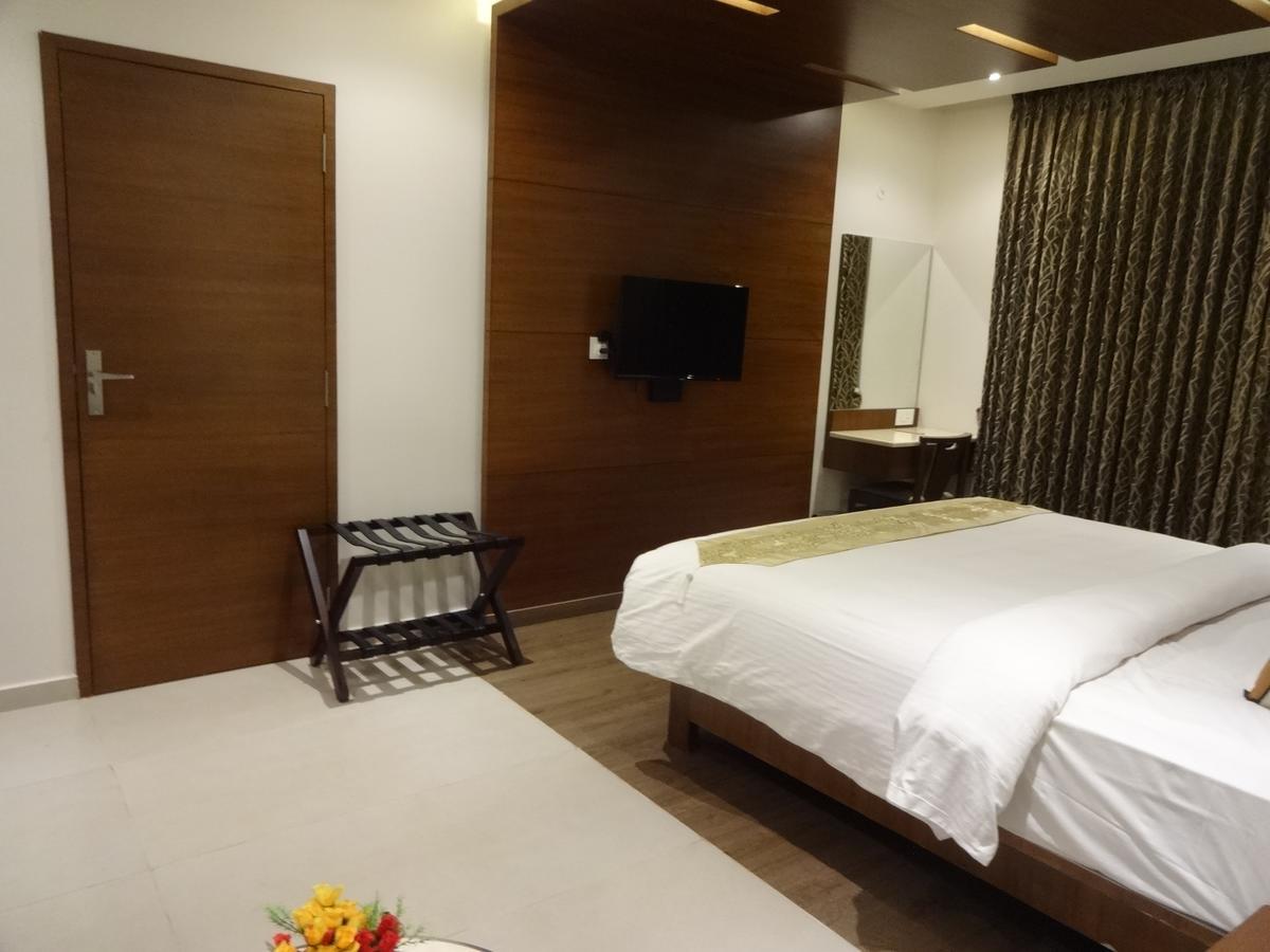 Tiruchirappalli Hotel Shaans מראה חיצוני תמונה