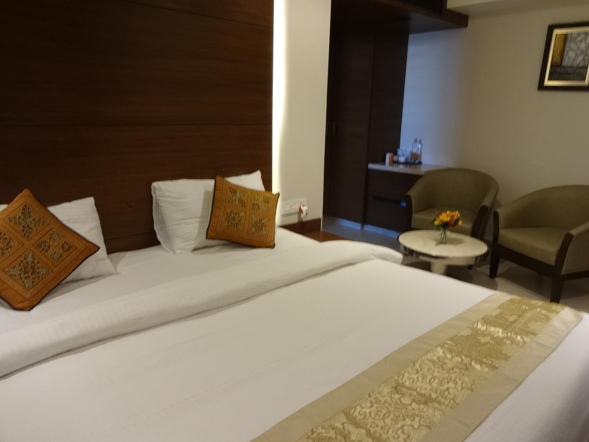 Tiruchirappalli Hotel Shaans מראה חיצוני תמונה