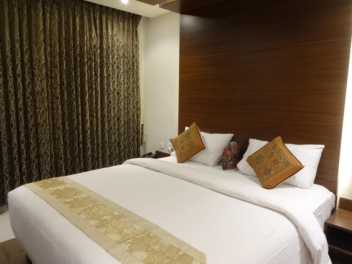 Tiruchirappalli Hotel Shaans מראה חיצוני תמונה